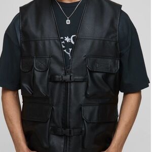 Men's Black Tactical Vegan Vest Casual wear size medium nwt